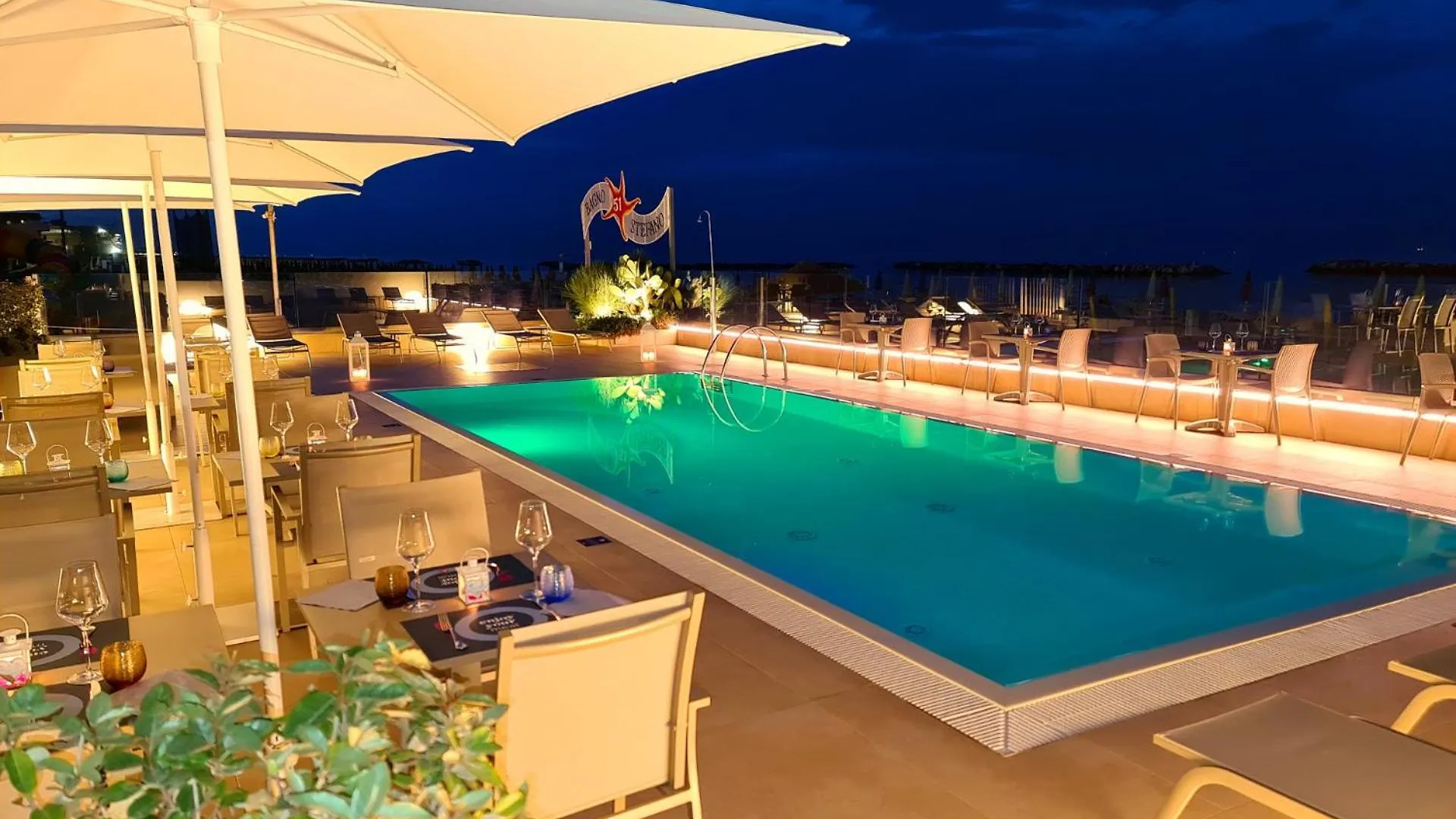 You & Me Beach Hotel Rimini