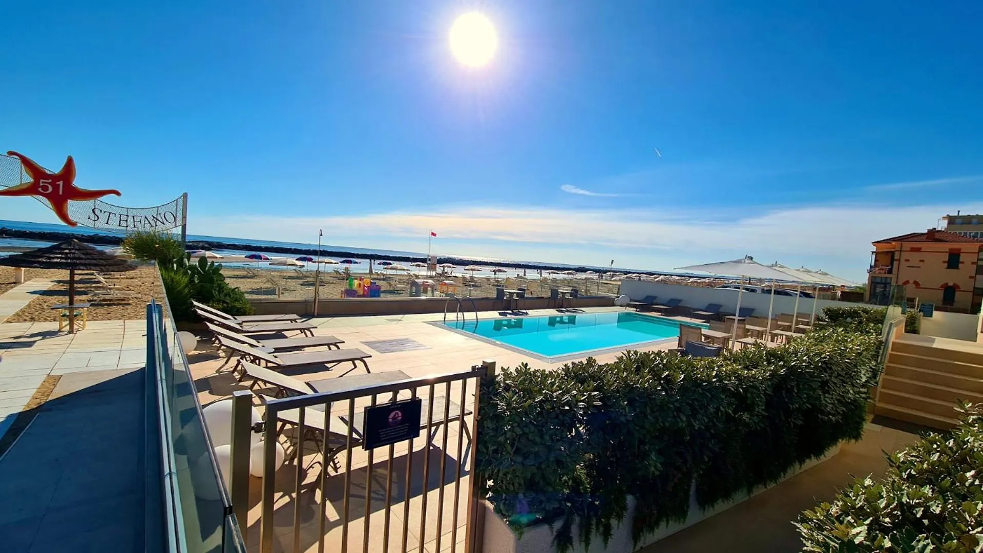 You & Me Beach Hotel Rimini